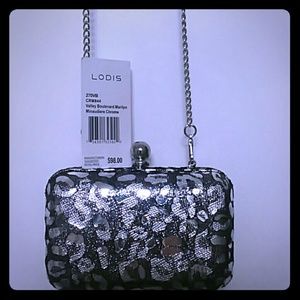 Lodis Clutch